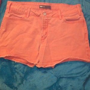 Size 16 Levi shorts